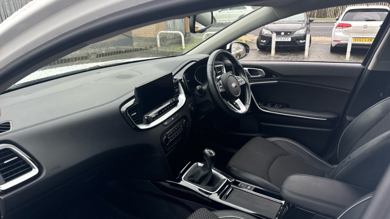 Kia Xceed 1.0T GDi ISG 3 5dr Petrol Hatchback